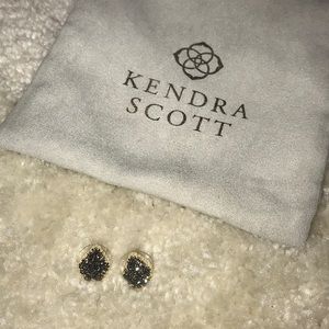 Kendra Scott stone earrings